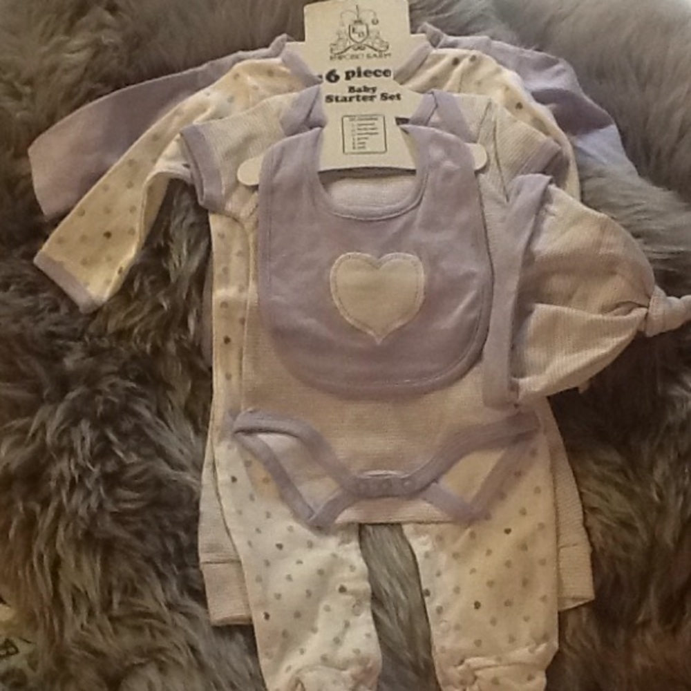 NWT 6 piece set sleep and play